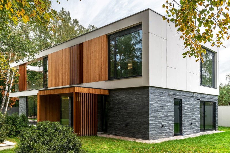 Private house in high-tech style